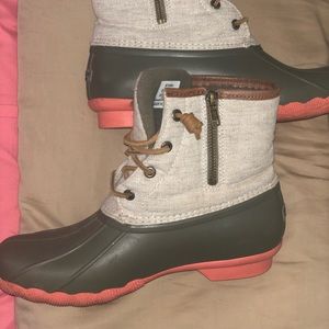 Women’s Sperry boots